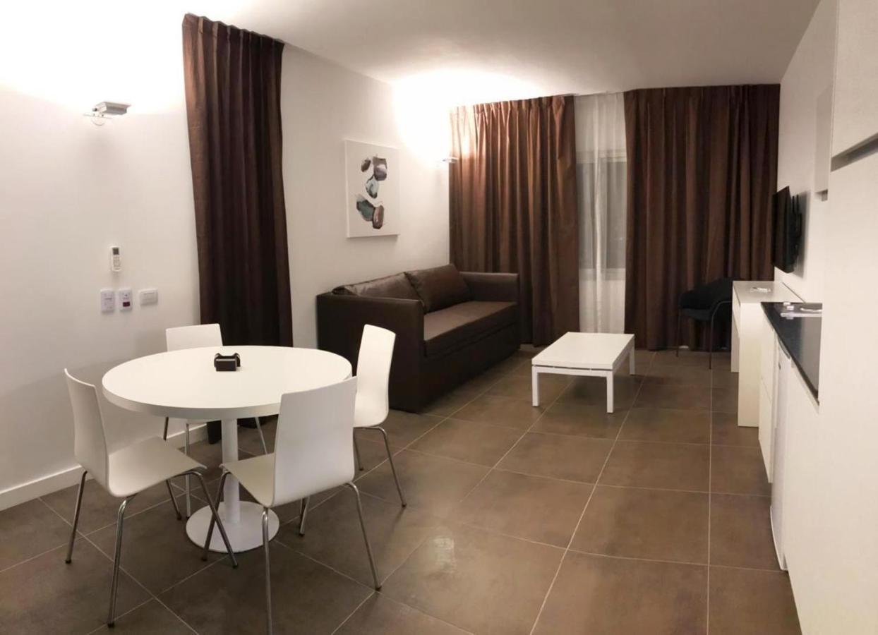 Rental Suites Campana Bagian luar foto